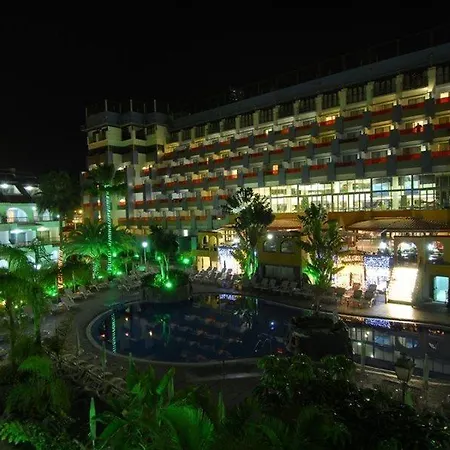 Paradise Park 酒店